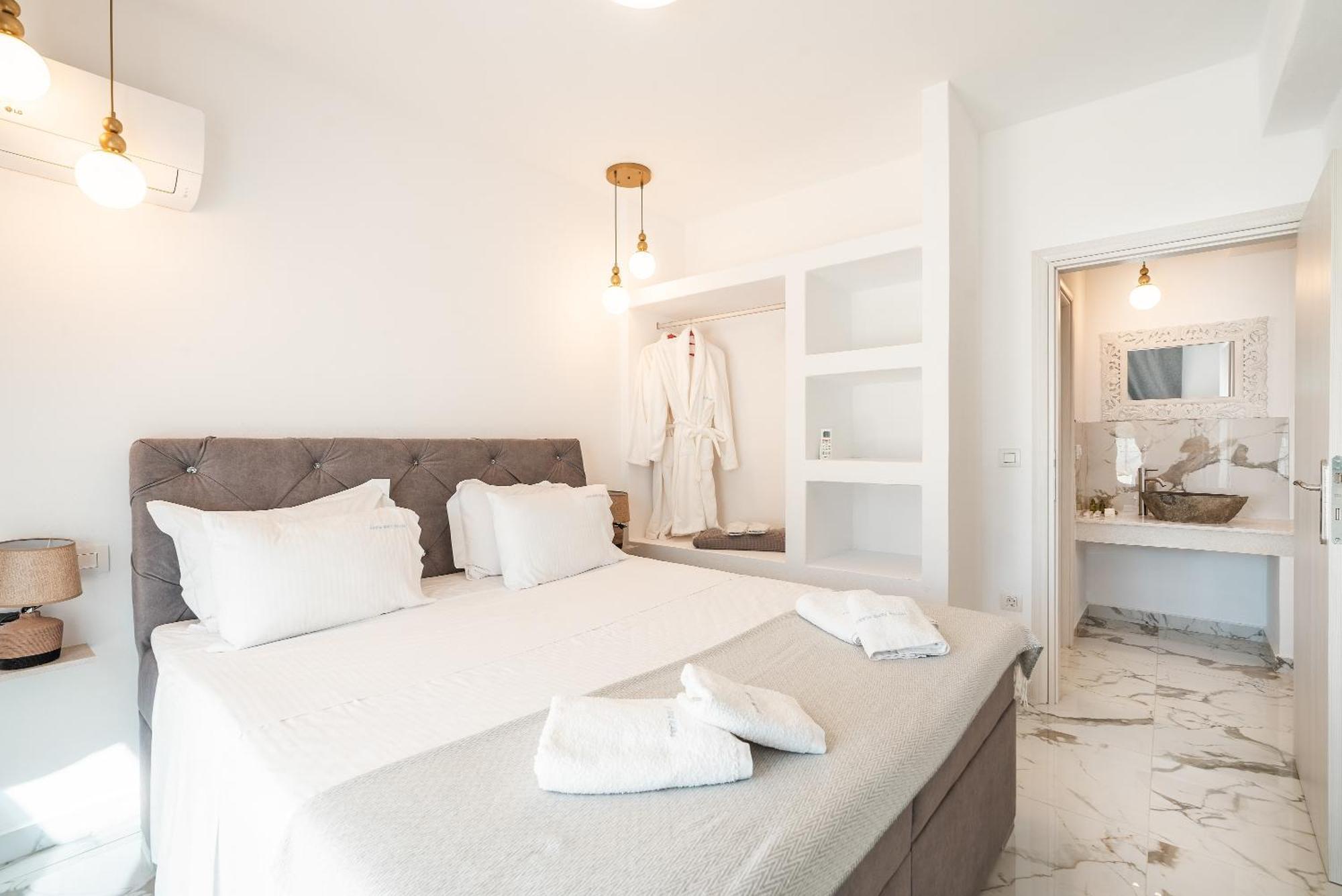 Villa Punta Mare 1